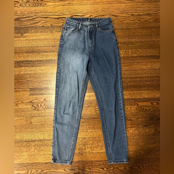 Misguided Riot Tonal Colorblock Mom Jeans - Picture 2 of 4